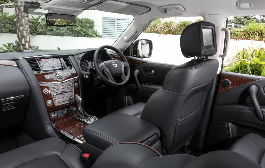 Интерьер Nissan Patrol Ti-L (Y62) 2019 года  (AU) (фото 28 из 40)